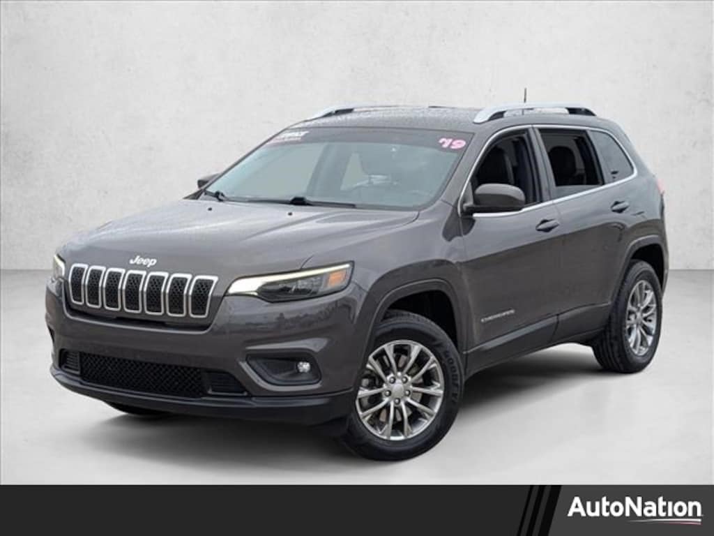 Used 2019 Jeep Cherokee Latitude Plus SUV