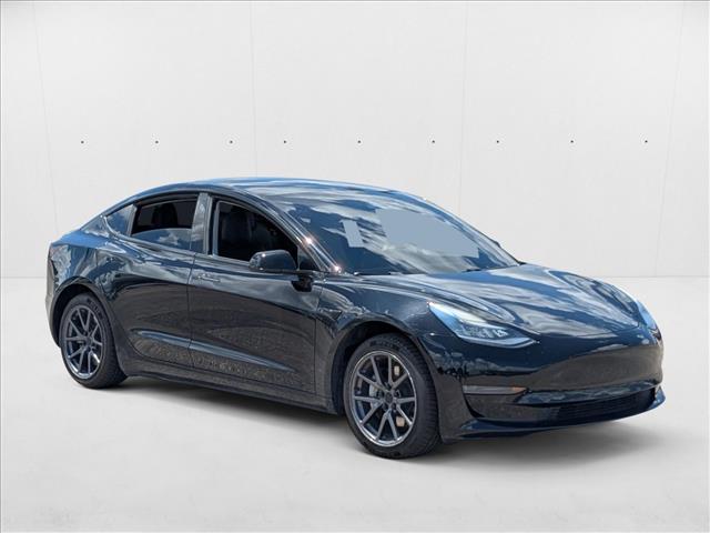 2019 Tesla Model 3 Mid Range photo 3