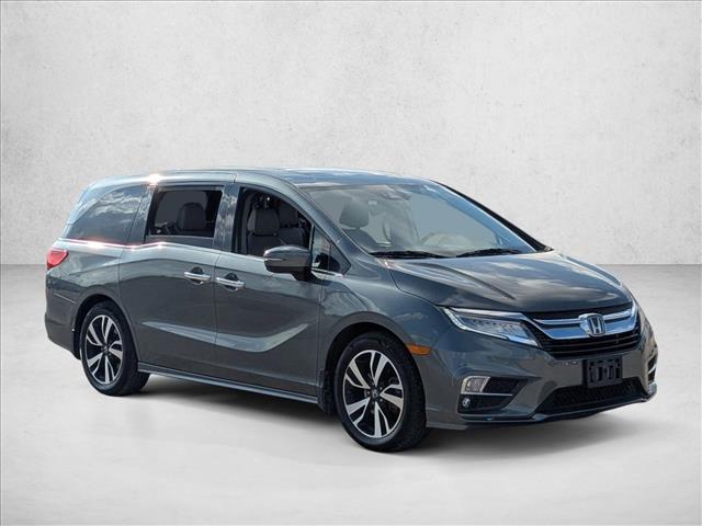 2018 Honda Odyssey Elite photo 2