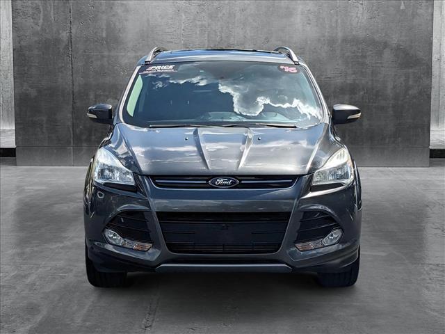 2016 Ford Escape Titanium photo 2