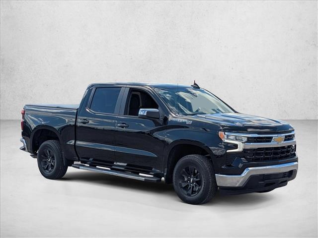 2024 Chevrolet Silverado 1500 LT photo 3