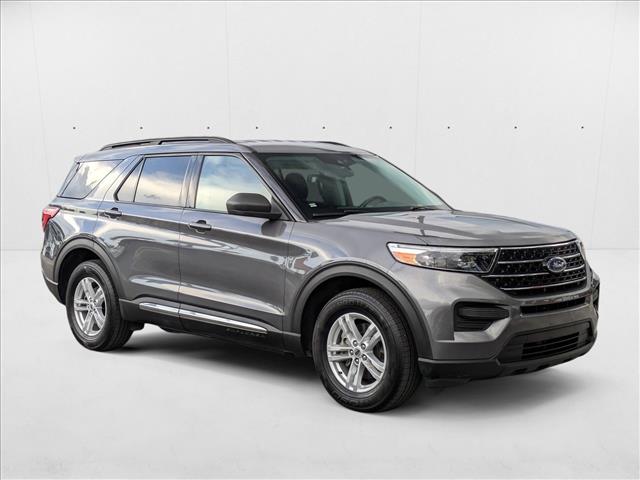 2021 Ford Explorer XLT photo 3
