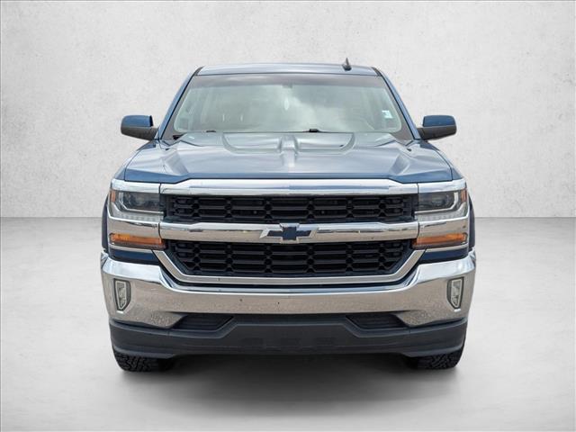 2018 Chevrolet Silverado 1500 LT photo 2