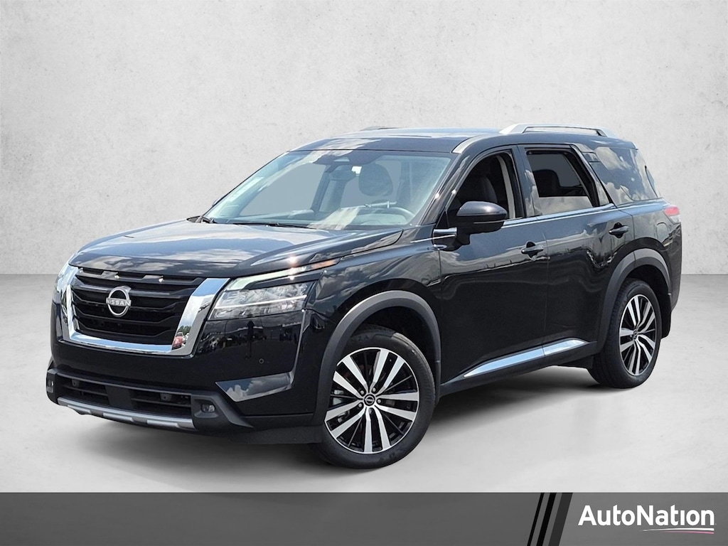 Used 2024 Nissan Pathfinder Platinum SUV