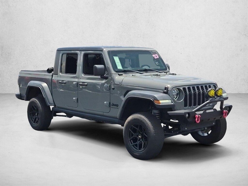 Used 2023 Jeep Gladiator Sport S Truck Crew Cab