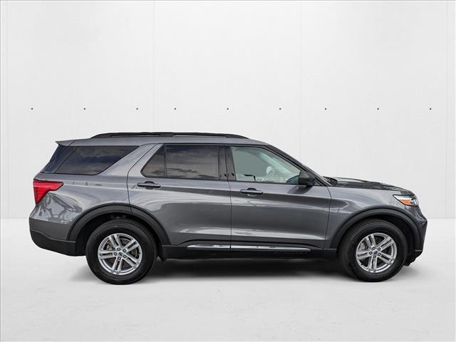2021 Ford Explorer XLT photo 4