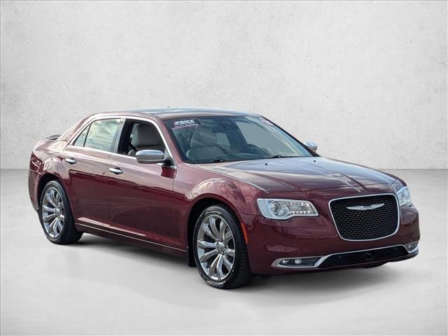 2015 Chrysler 300 photo 3