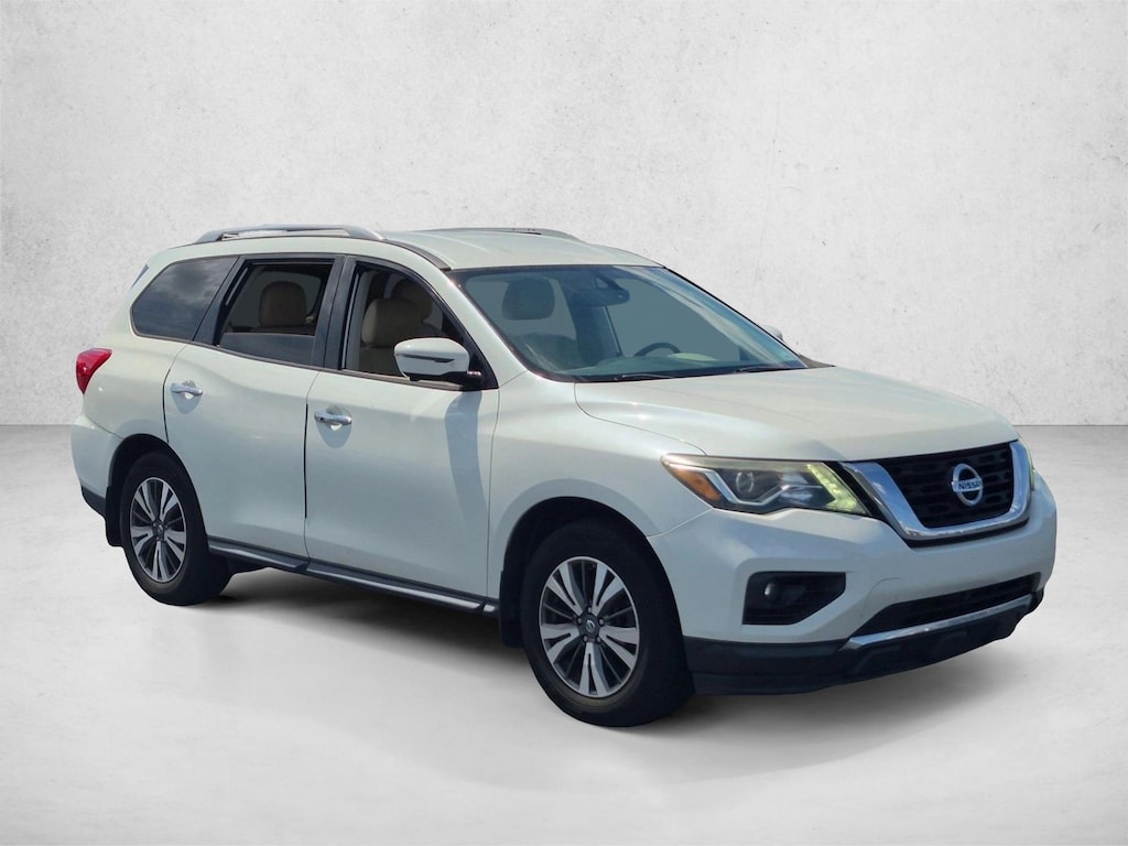 Used 2017 Nissan Pathfinder SL SUV