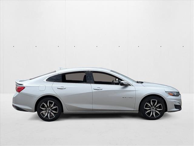2022 Chevrolet Malibu RS photo 4