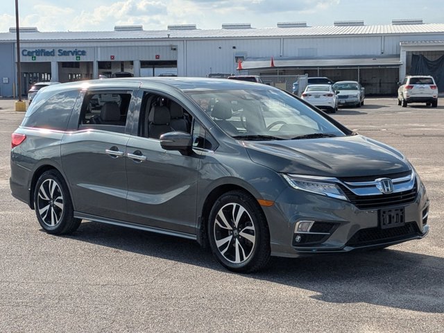2018 Honda Odyssey Elite photo 3