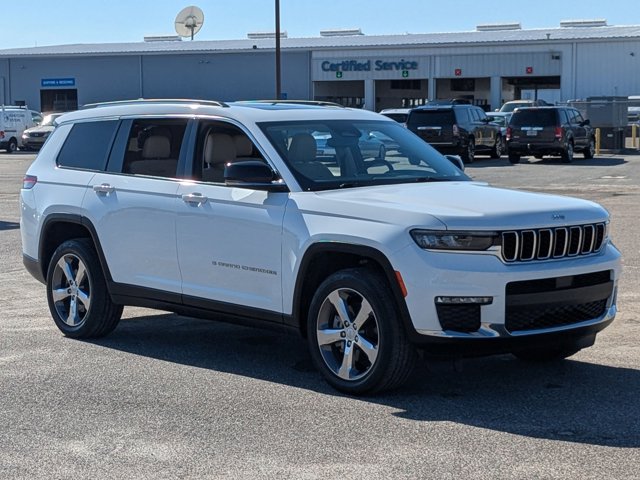 2022 Jeep Grand Cherokee Limited photo 3
