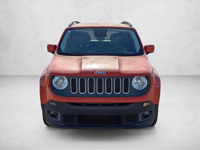 2015 Jeep Renegade Latitude photo 2