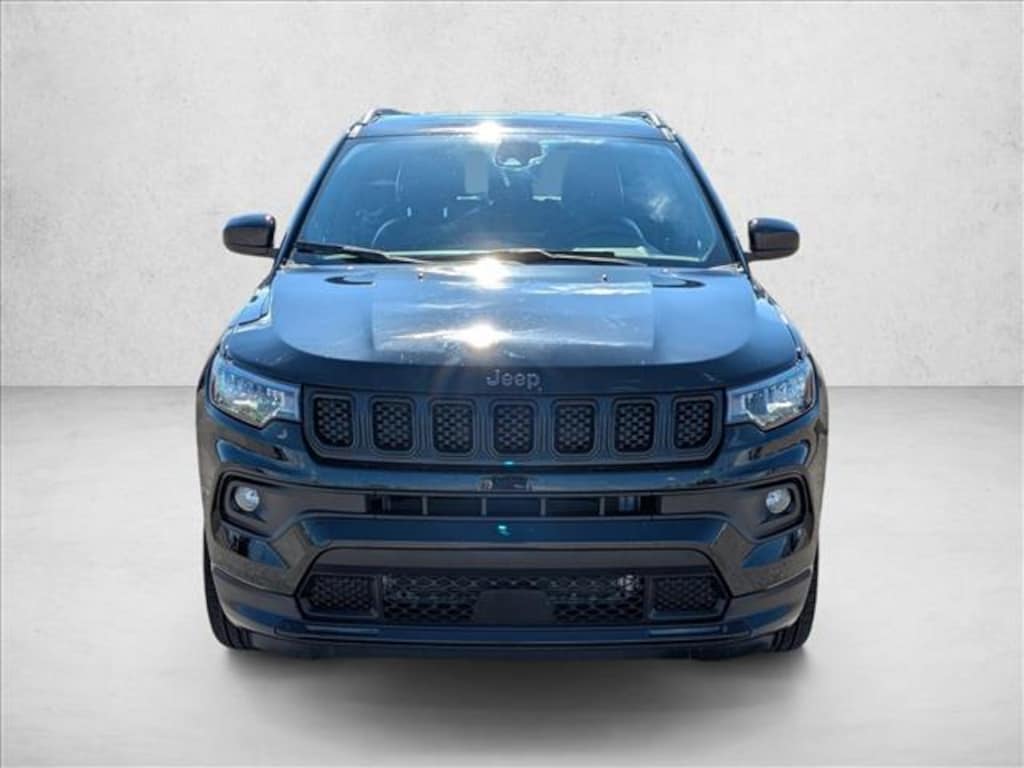 Used 2024 Jeep Compass Latitude SUV