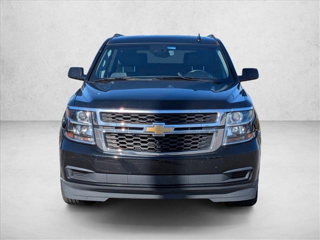 2019 Chevrolet Suburban LT photo 2