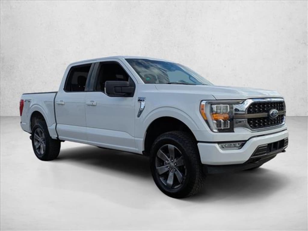 Used 2021 Ford F-150 XLT Truck SuperCrew Cab