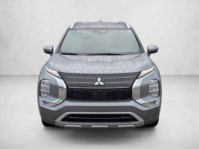 2023 Mitsubishi Outlander SEL photo 2
