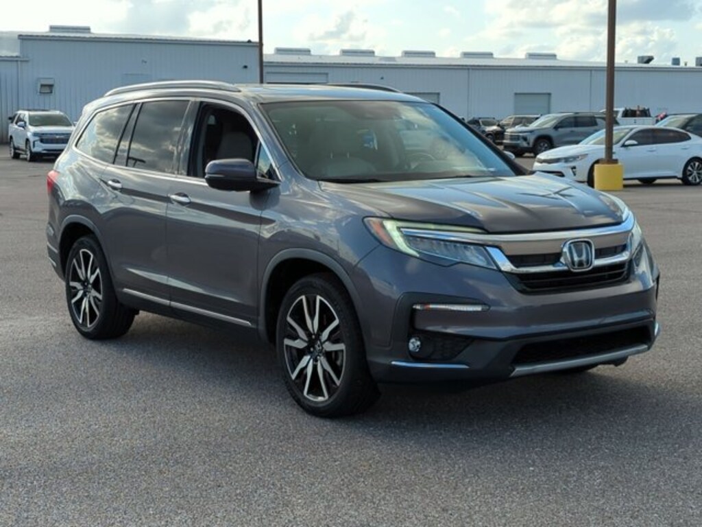 Used 2020 Honda Pilot Touring 8-Passenger SUV