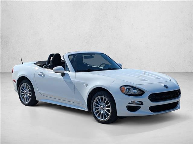 2020 Fiat 124 Spider Classica photo 3