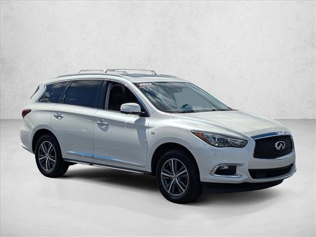 2017 Infiniti QX60 photo 3