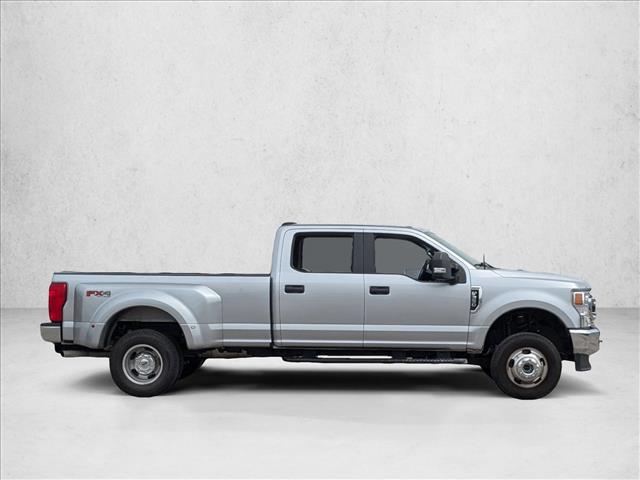 2022 Ford F-350 XL photo 4
