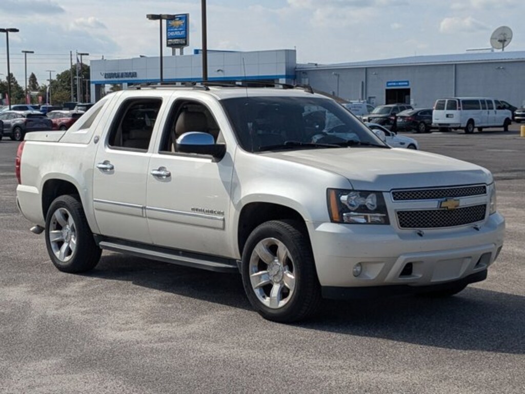 Used 2013 Chevrolet Avalanche LTZ Truck Crew Cab