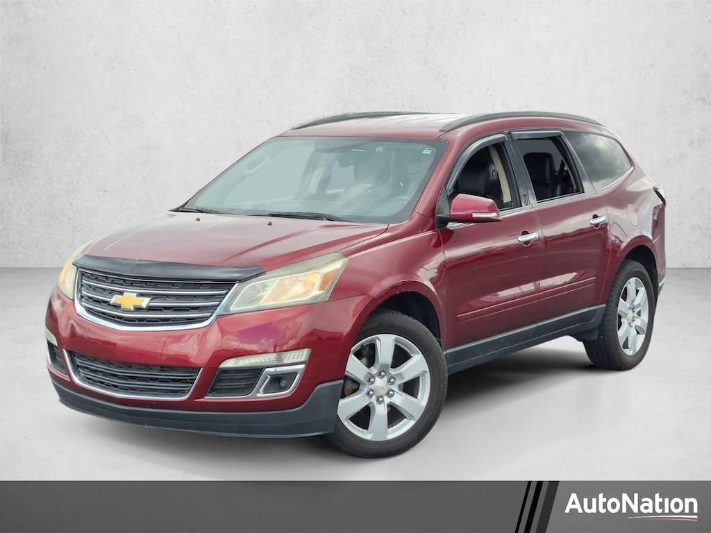 Used 2017 Chevrolet Traverse LT SUV