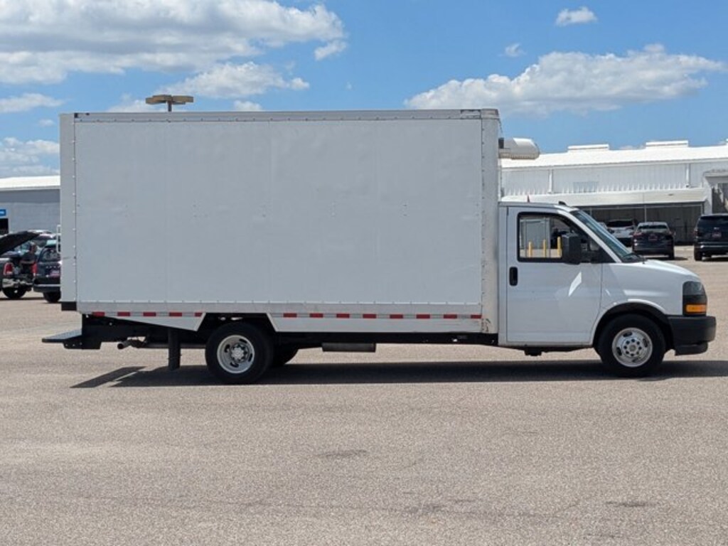 Used 2024 Chevrolet Express Cutaway Truck