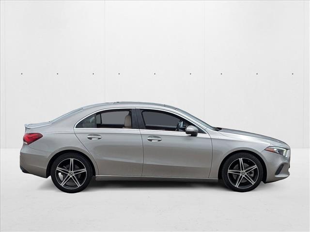 2019 Mercedes Benz A 220 photo 4