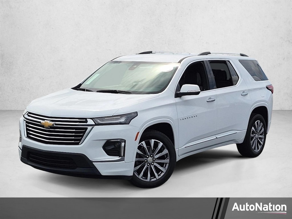 Used 2023 Chevrolet Traverse Premier SUV