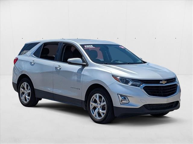 2018 Chevrolet Equinox LT photo 3