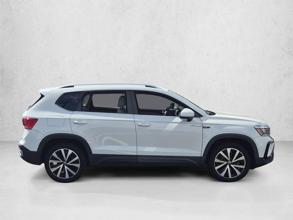 Used 2023 Volkswagen Taos SE SUV