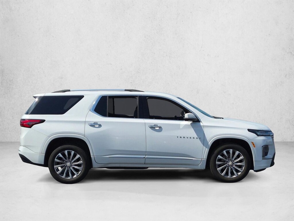 Used 2023 Chevrolet Traverse Premier SUV