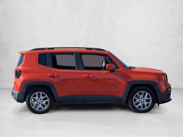 2015 Jeep Renegade Latitude photo 4