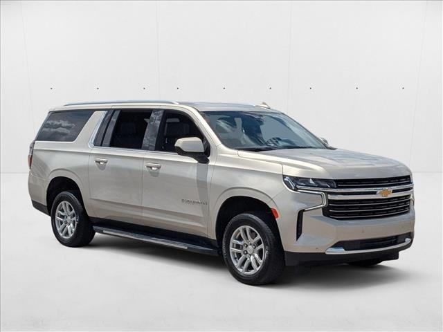 2023 Chevrolet Suburban LT photo 3