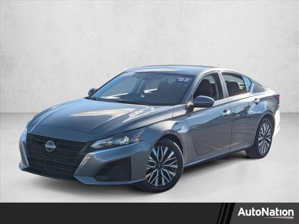 Used 2023 Nissan Altima 2.5 SV Sedan