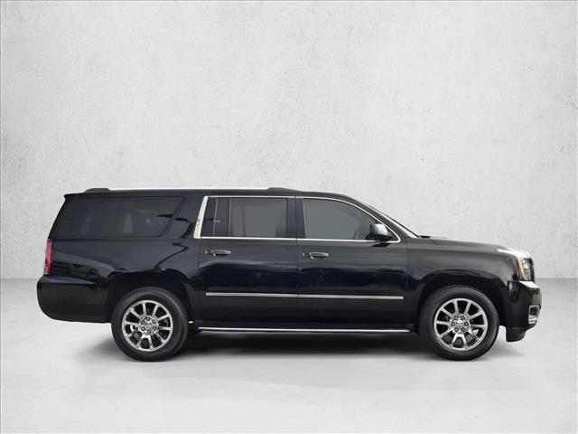 2020 Gmc Yukon XL Denali photo 2