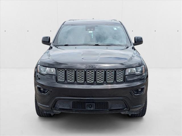 2020 Jeep Grand Cherokee Altitude photo 2