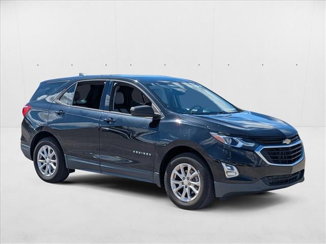 2019 Chevrolet Equinox LS photo 3