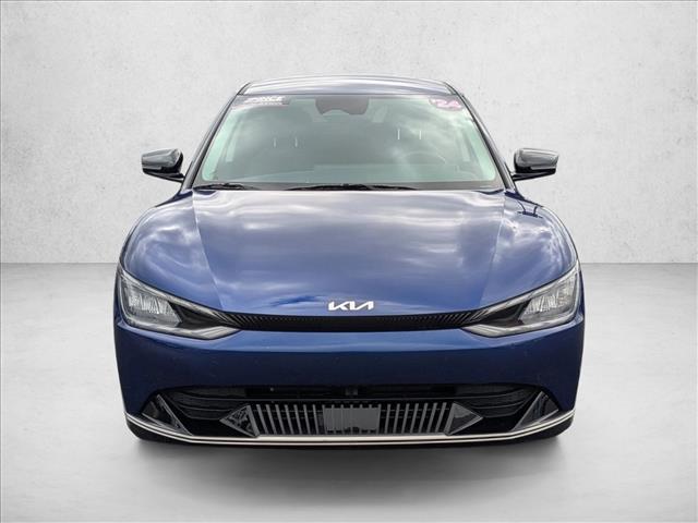 2024 Kia EV6 Wind photo 2