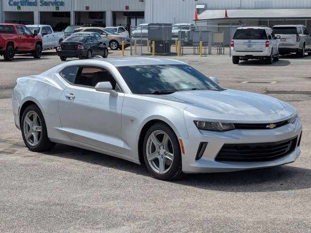 2016 Chevrolet Camaro 1LT photo 3