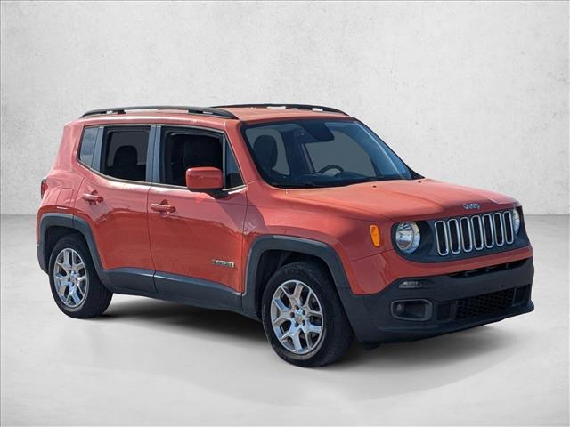 2015 Jeep Renegade Latitude photo 3