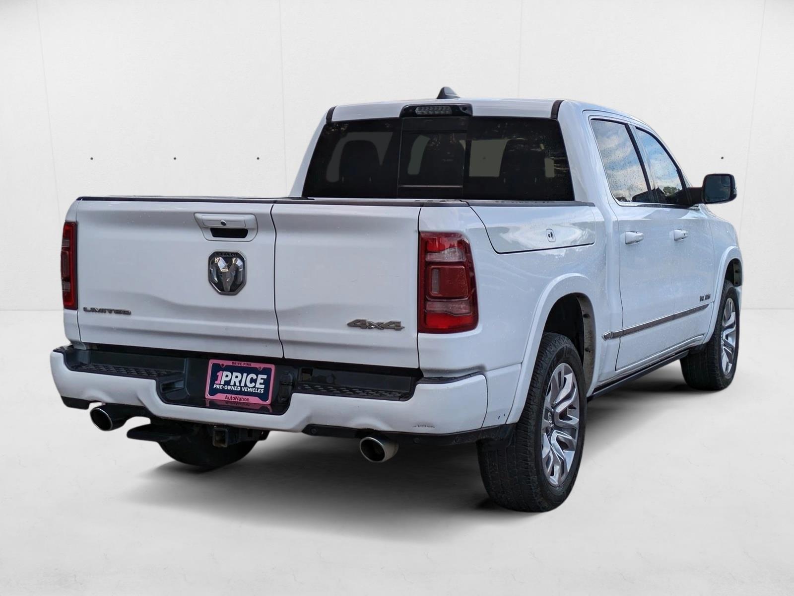 2023 Ram 1500 Limited photo 2