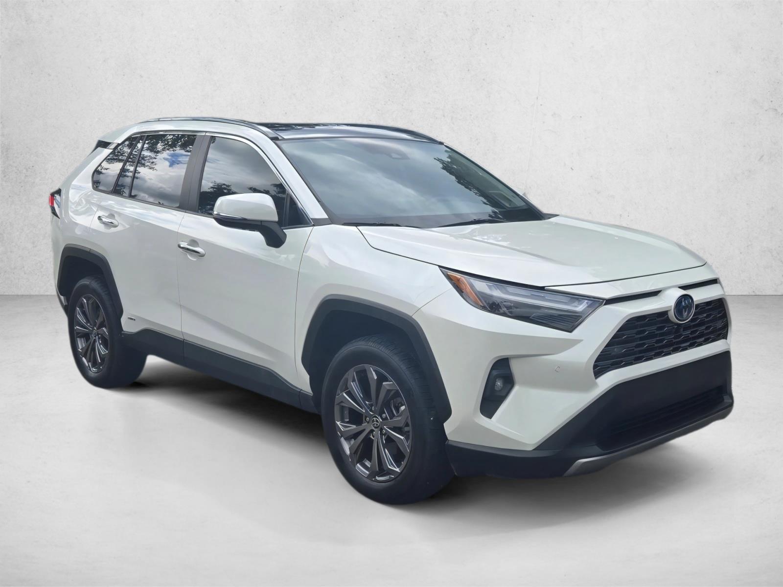 2022 Toyota RAV4 Hybrid Limited photo 2