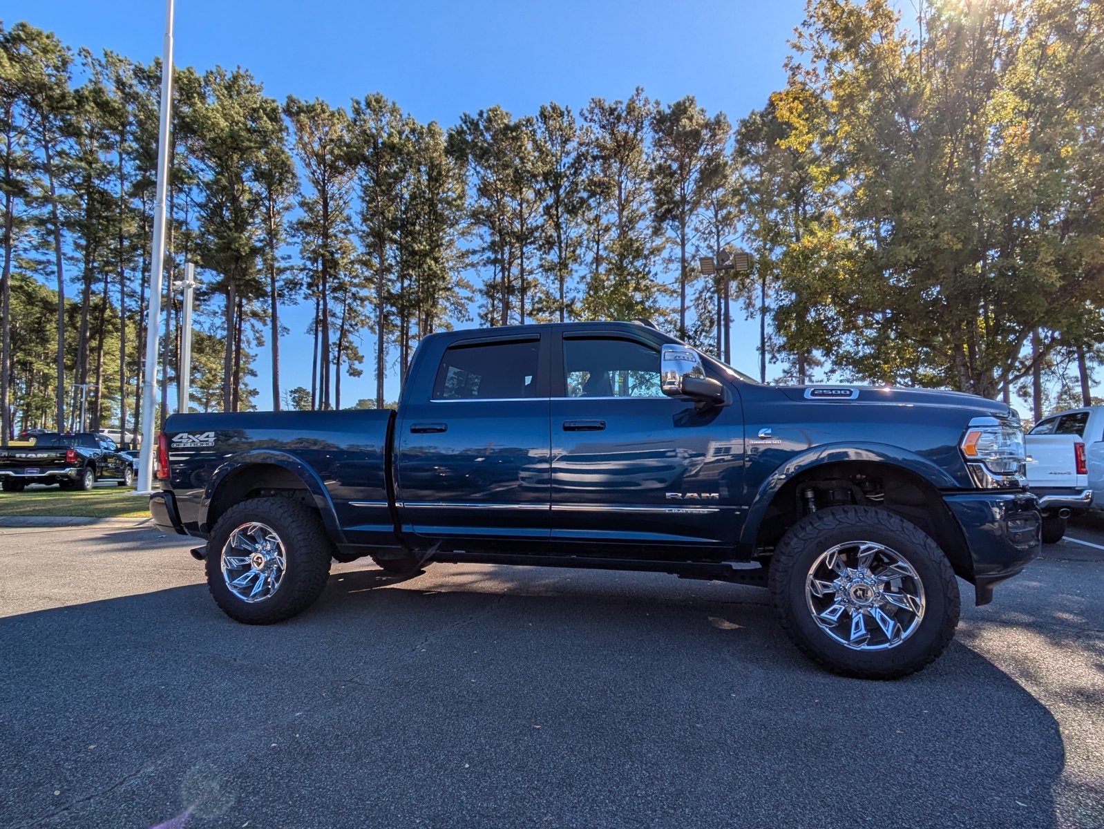 2023 Ram 2500 Limited photo 4