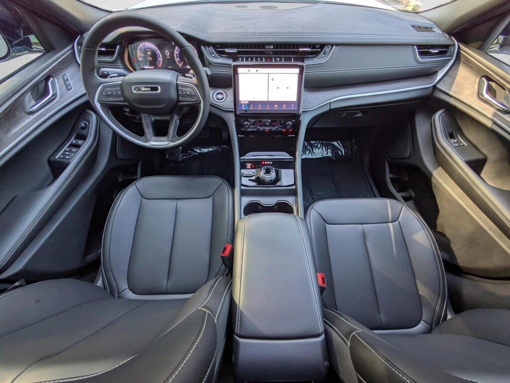 New 2025 Jeep Grand Cherokee Limited SUV