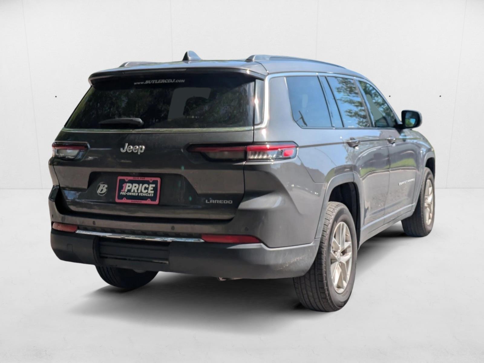 2024 Jeep Grand Cherokee Laredo photo 2