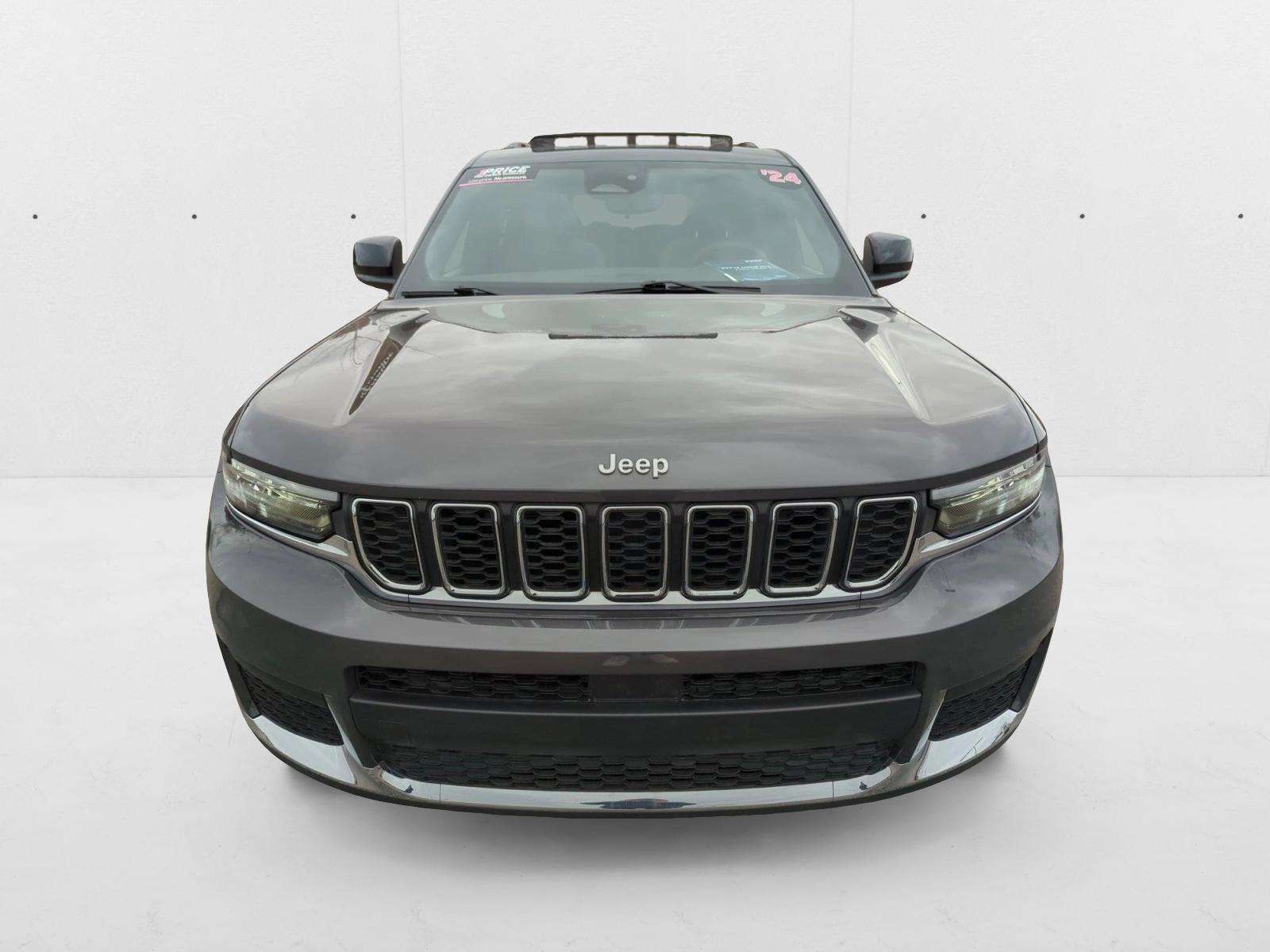 2024 Jeep Grand Cherokee Laredo X photo 2