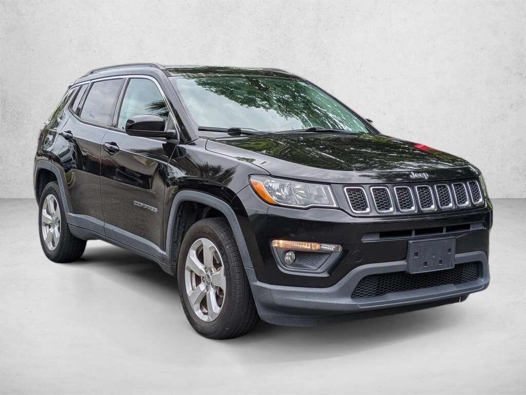 Used 2019 Jeep Compass Latitude SUV