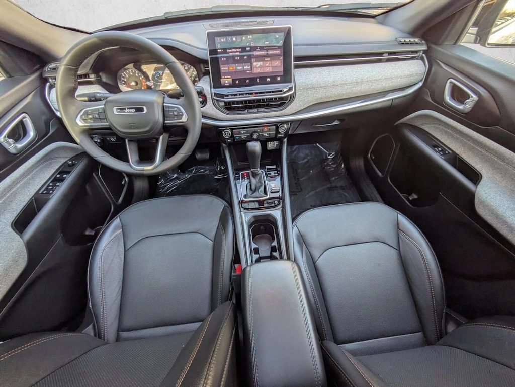 Used 2023 Jeep Compass Latitude Lux SUV