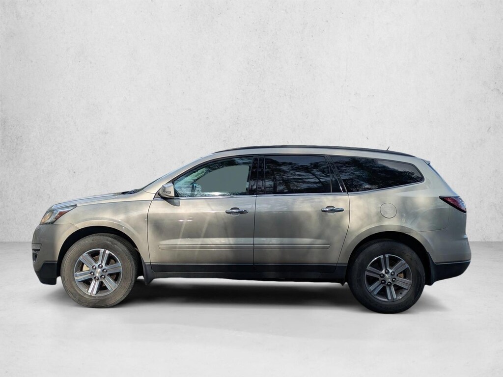 Used 2017 Chevrolet Traverse LT SUV